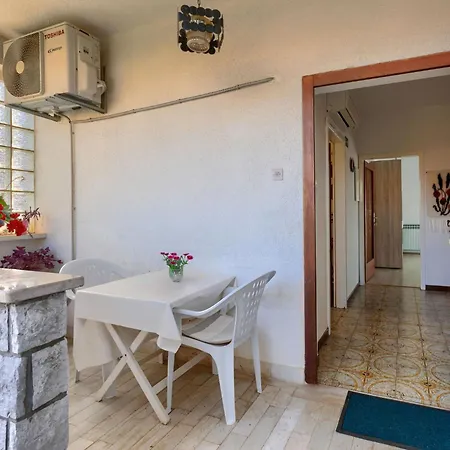 Ivanka By Interhome *