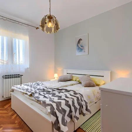 Ivanka By Interhome Porec
