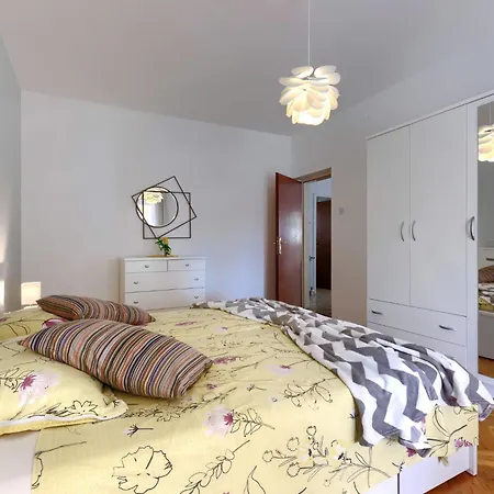 Ivanka By Interhome Apartment